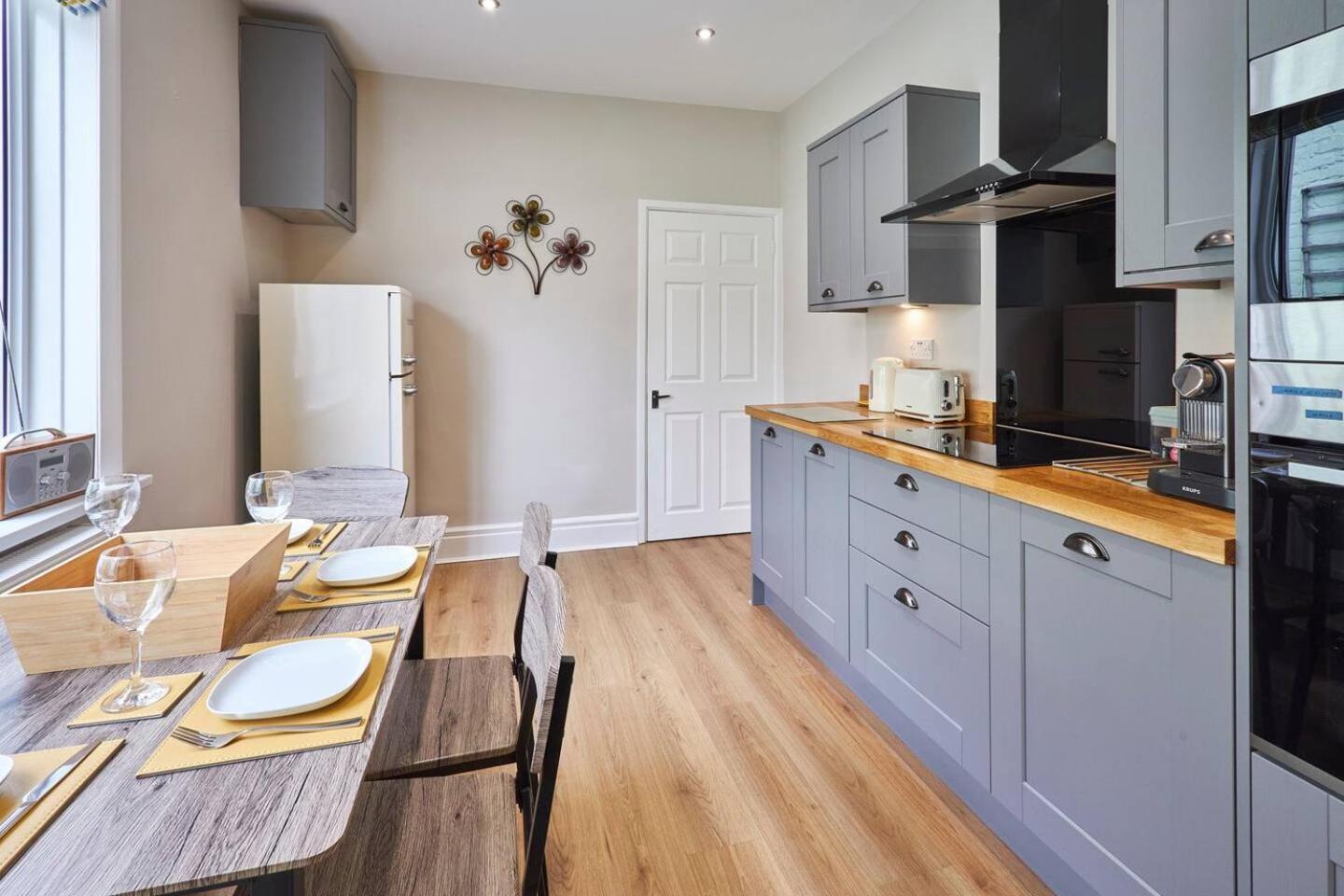 Pass The Keys Modern Home In A Seaside Town Seaham Exterior foto